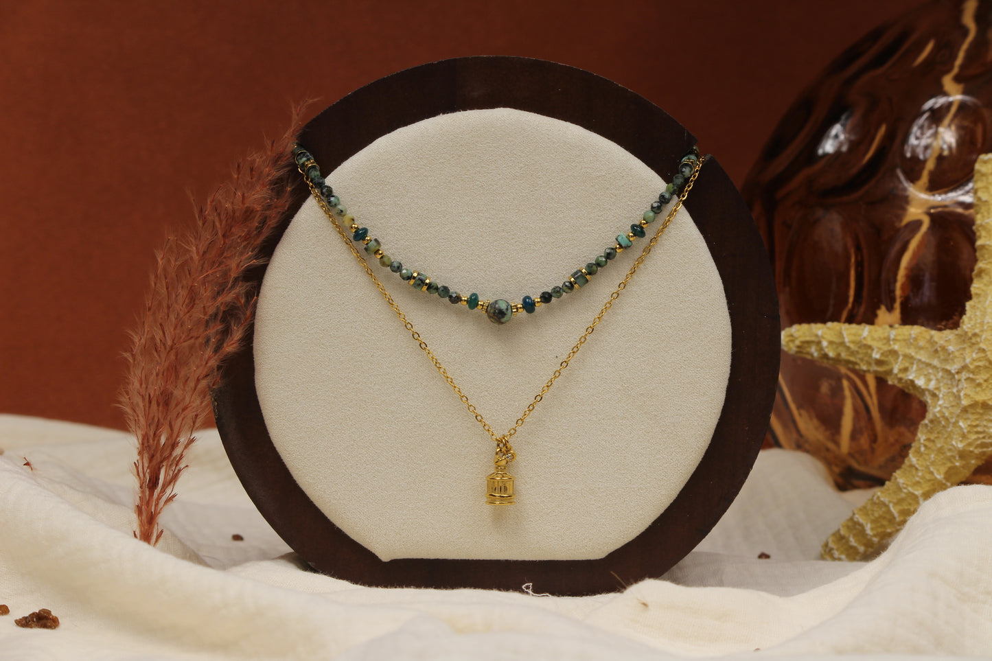 Collier Sarah